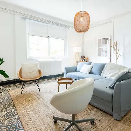 Apartman Bright Close To The Center Nîmes