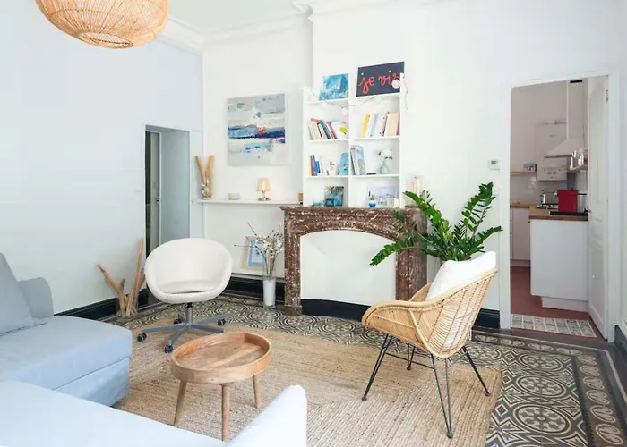 Appartement Bright Close To The Center Nîmes